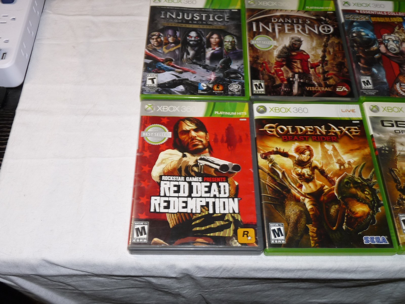 XBOX 360 E 500GB CONSOLE BUNDLE+15 GAMES+2 CUSTOM CONTROLLERS + EXTRAS PLZ L@@K