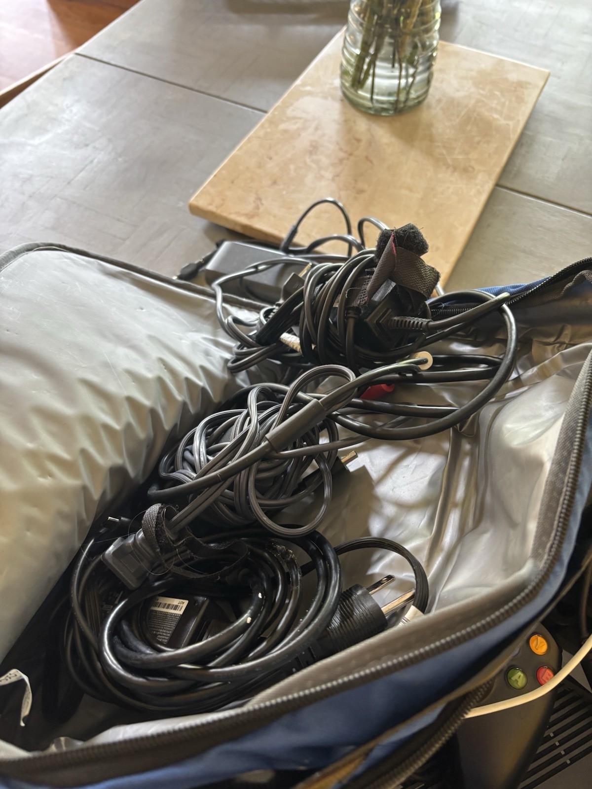 X Box 360 E Model 1538 Console With 2 Controllers Cords And Power Supply