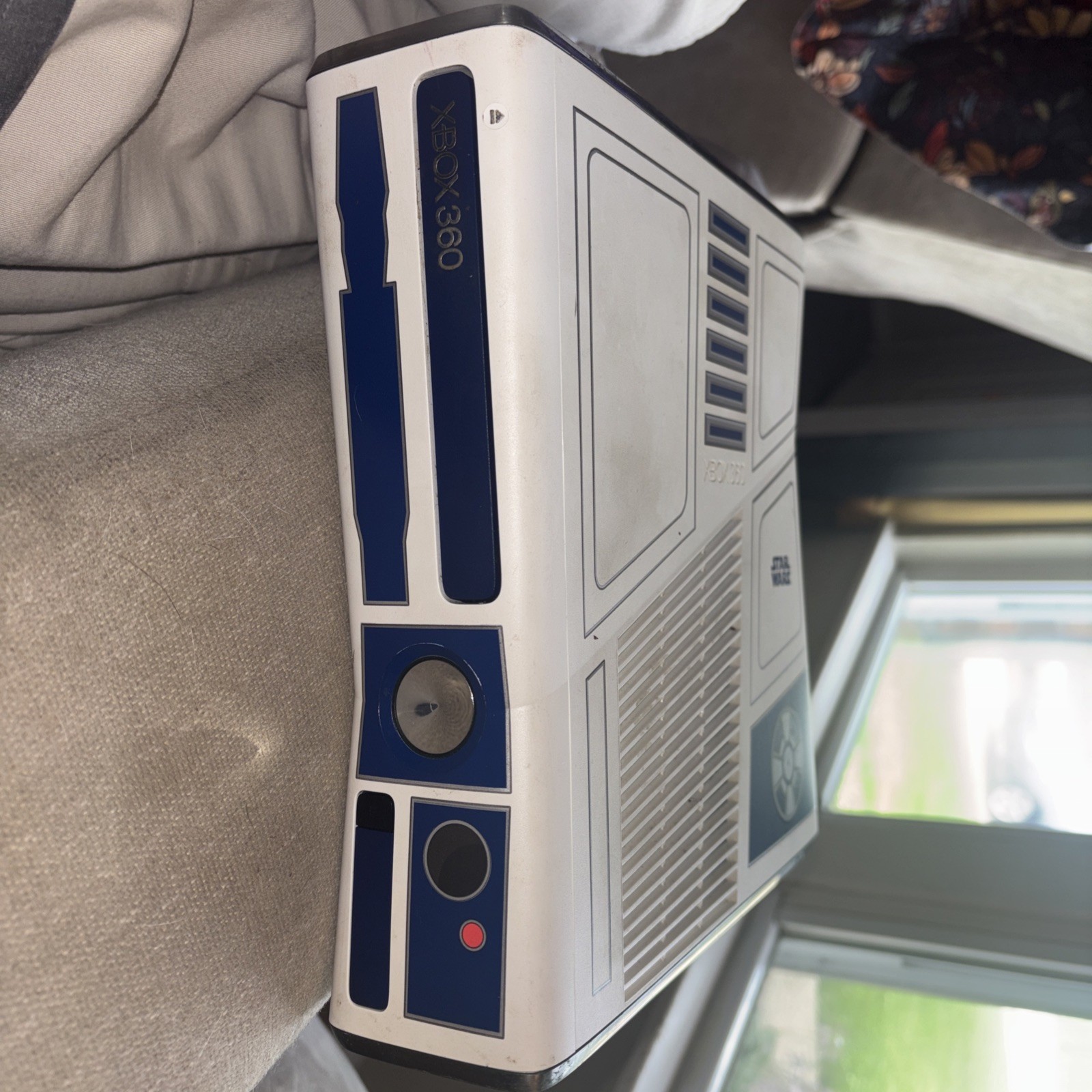 Microsoft Xbox 360 S Star Wars R2-D2 Edition Console White/Blue 320gb #613