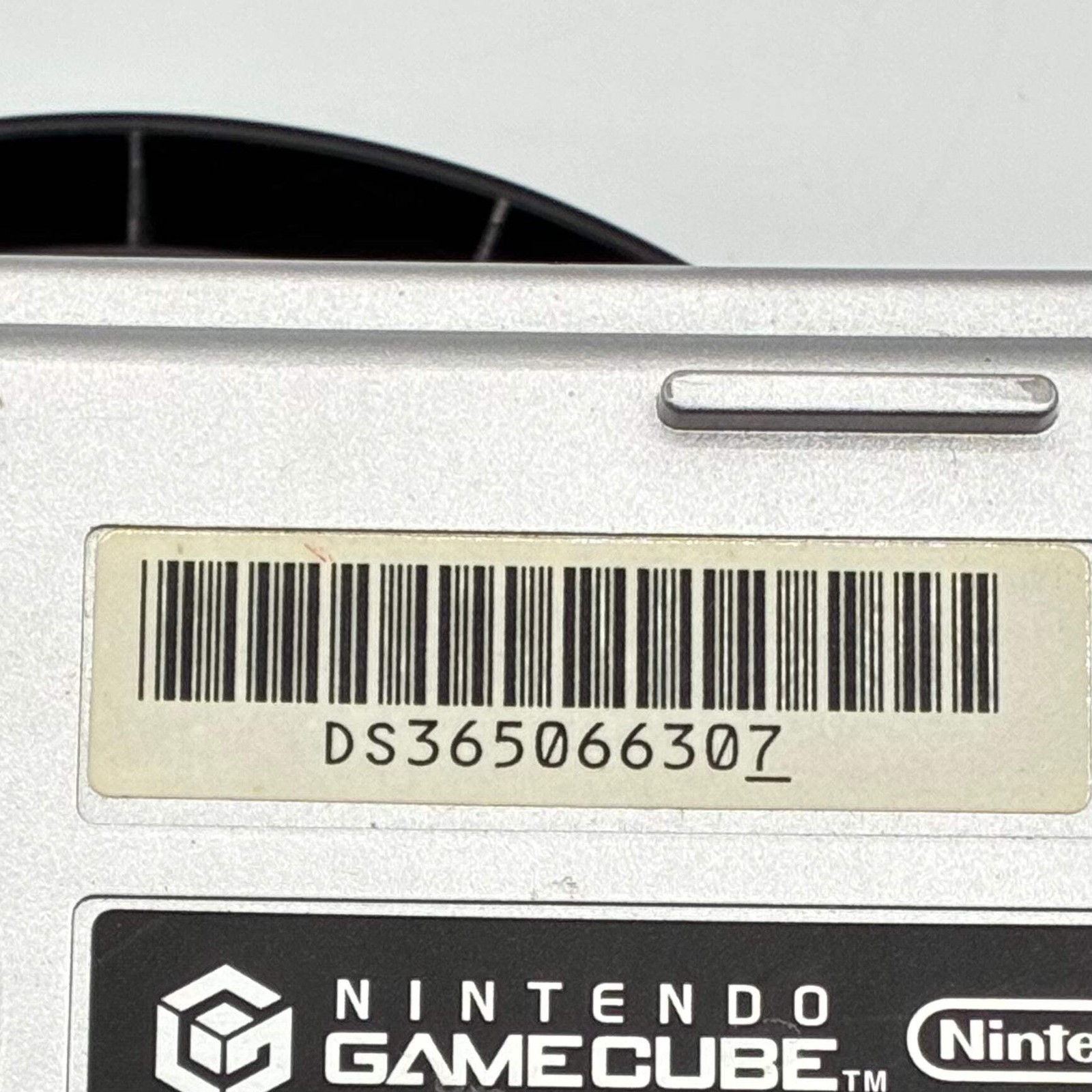Nintendo GameCube DOL-001 2001 Silver READ