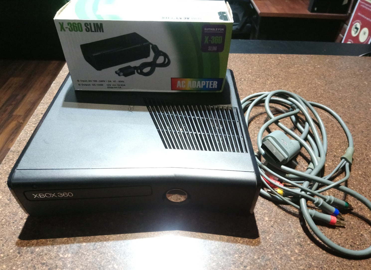 Xbox 360 S Console System Black NTSC & Cables *Working no errors*