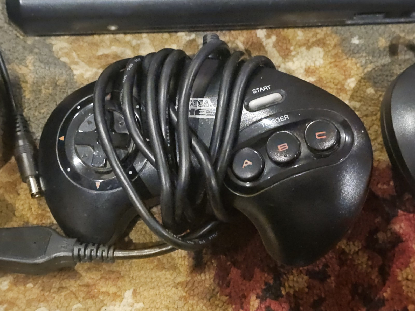 Original Sega Genesis System Model 1 Console Bundle + 2 games Sonic Tested works