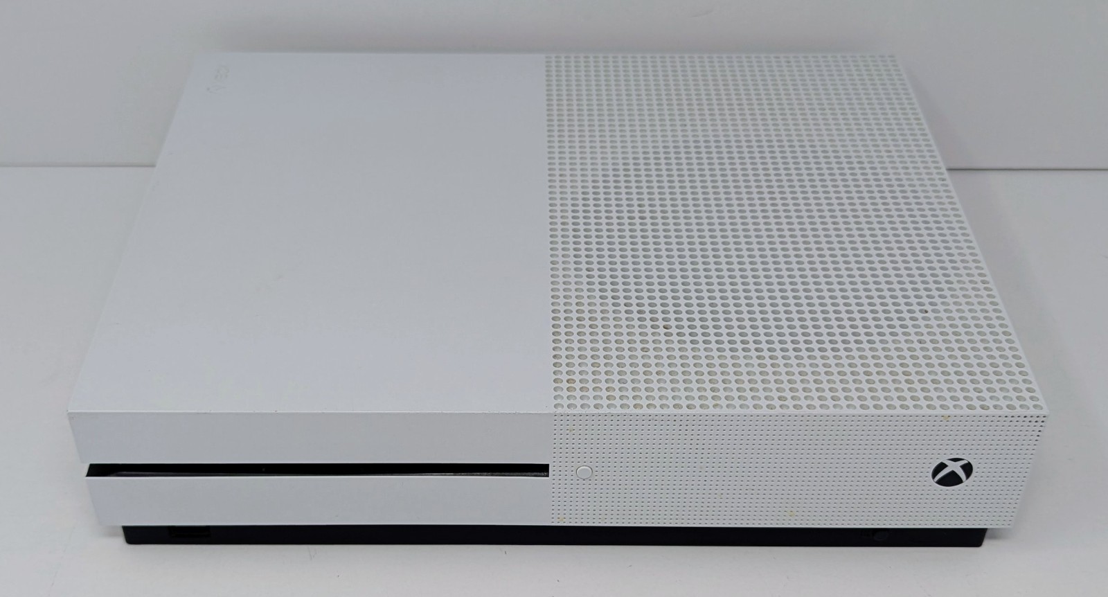 Xbox One S White 1TB Console – Disc Drive Issue – For Parts Or Repair