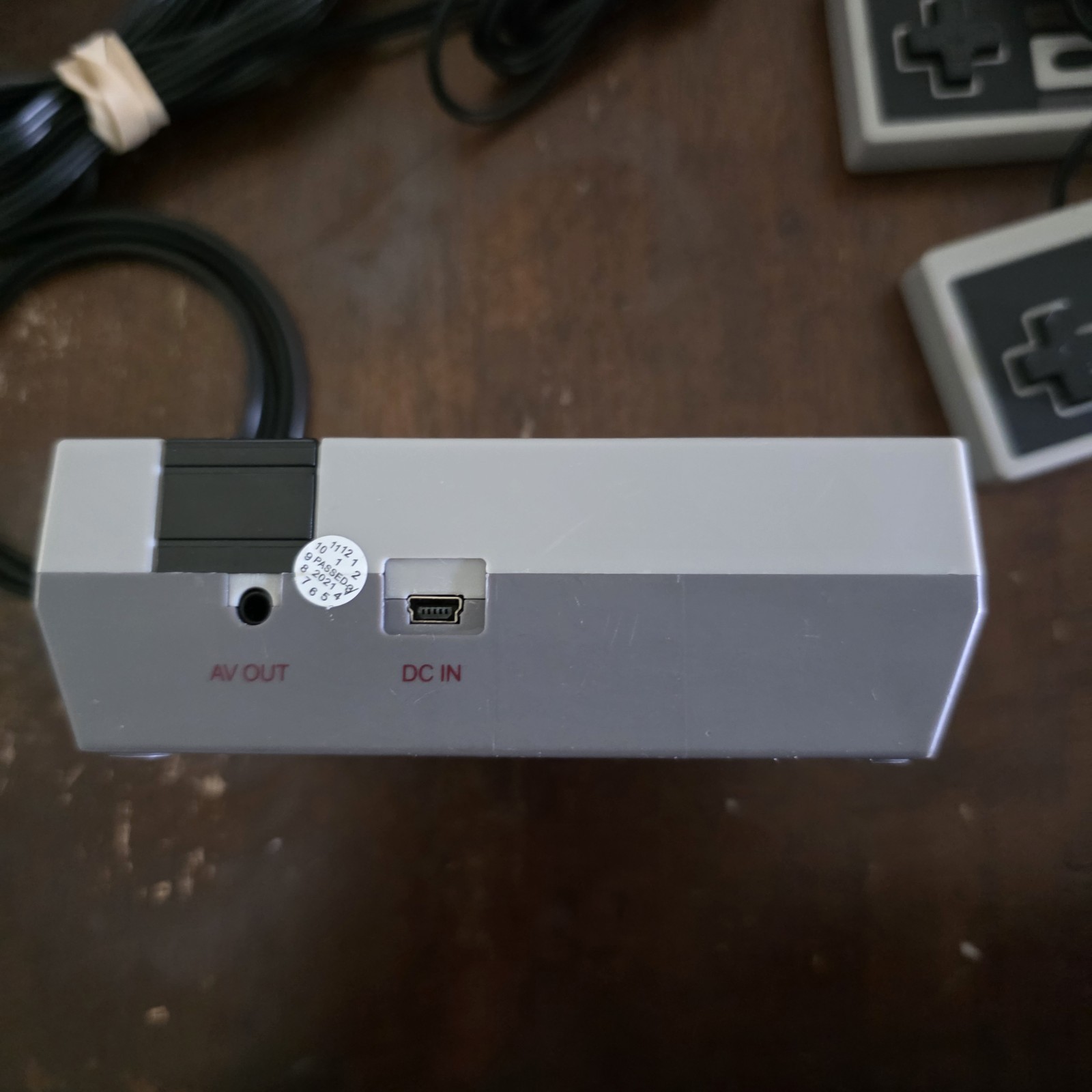 NES-Style Emulator Console w/ 30 Built-In Games + Controller – Plug & Play WORKS