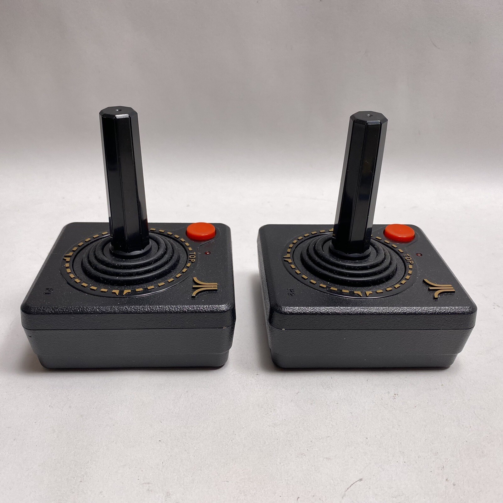 Atari Flashback 4 & 5 Classic Game Consoles w Wireless Joysticks Plug N Play TV