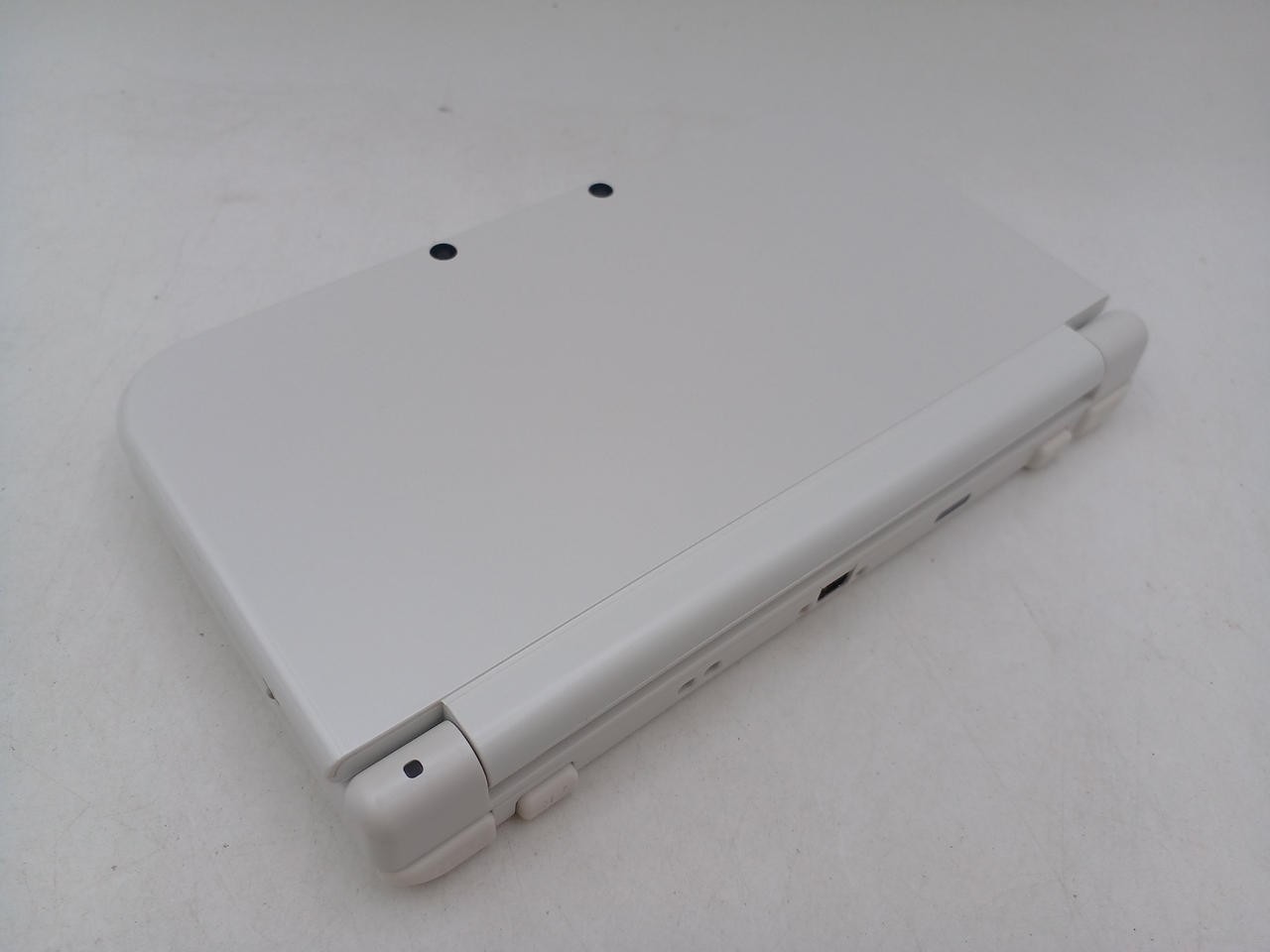 New 3DS LL Pearl White Model RED 001 NINTENDO Nintendo