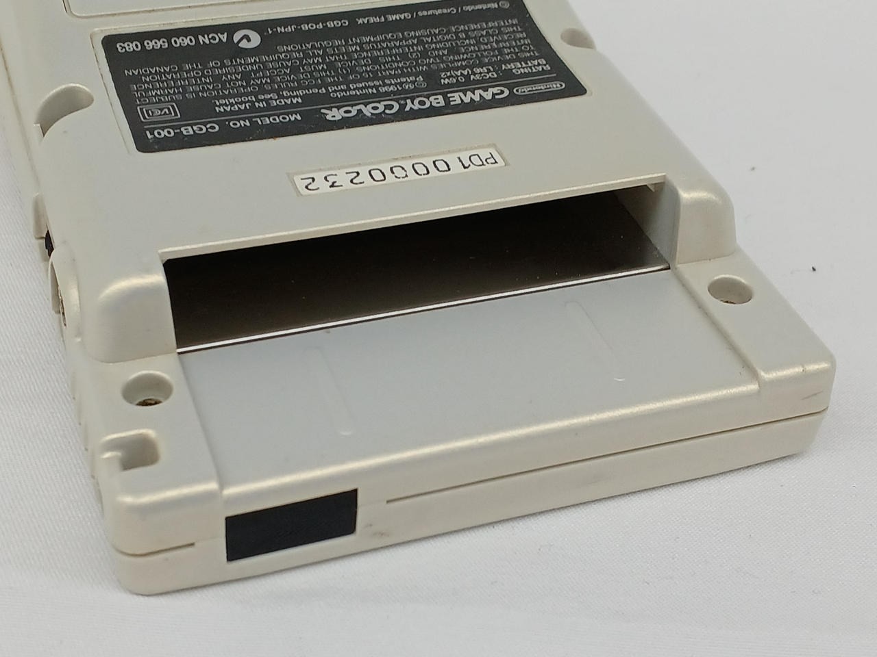 Nintendo Game Boy Color CGB-001 Pokémon Gold & Silver Memorial Edition 2850