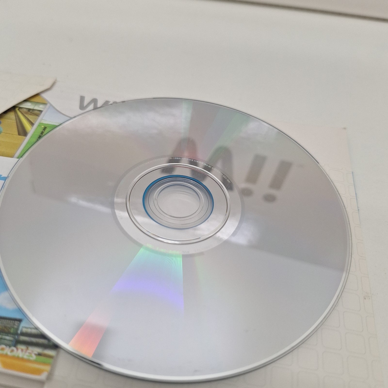 Nintendo Wii Console Complete In Box with Wii Sports Bundle – White [Tested]