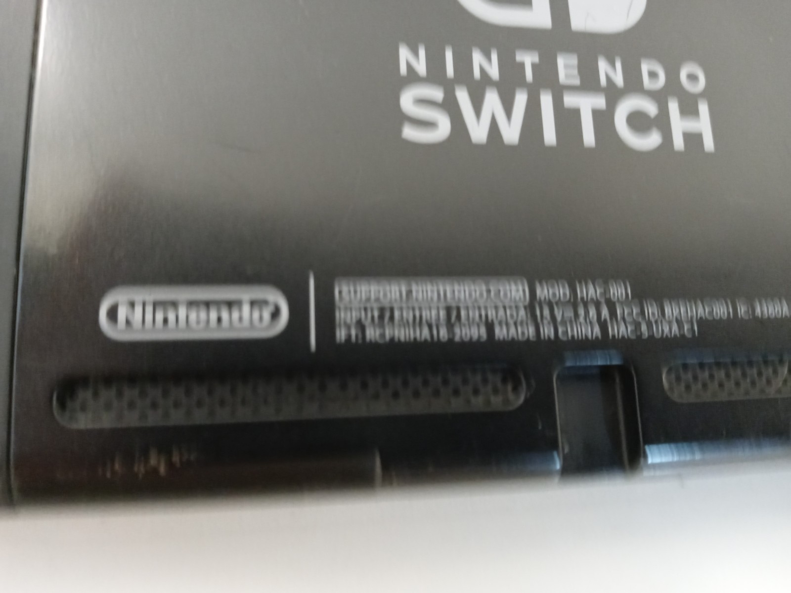 Nintendo Switch 32GB Game Console Only with Neon Green White Joy-Con (HAC-001)