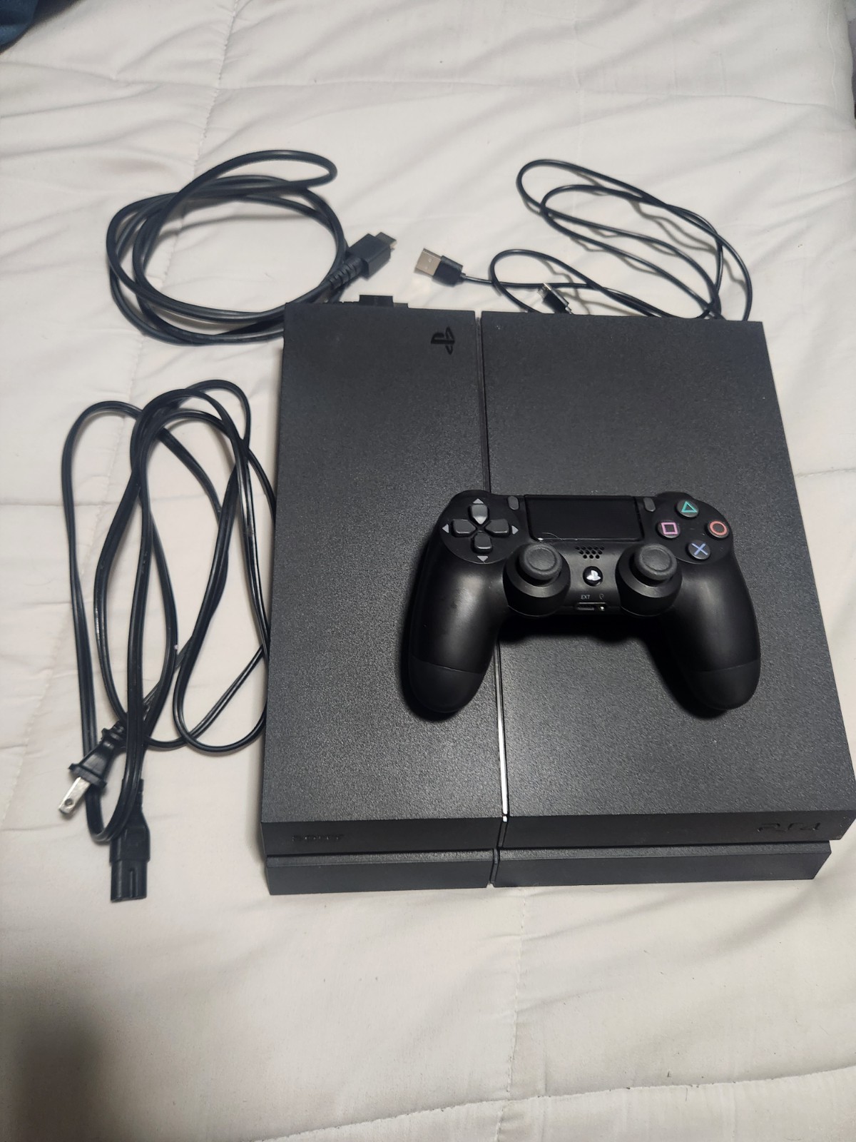 Sony PlayStation 4 Console – 500 GB (CUH1215A) Low Firmware 10.5 With Cords
