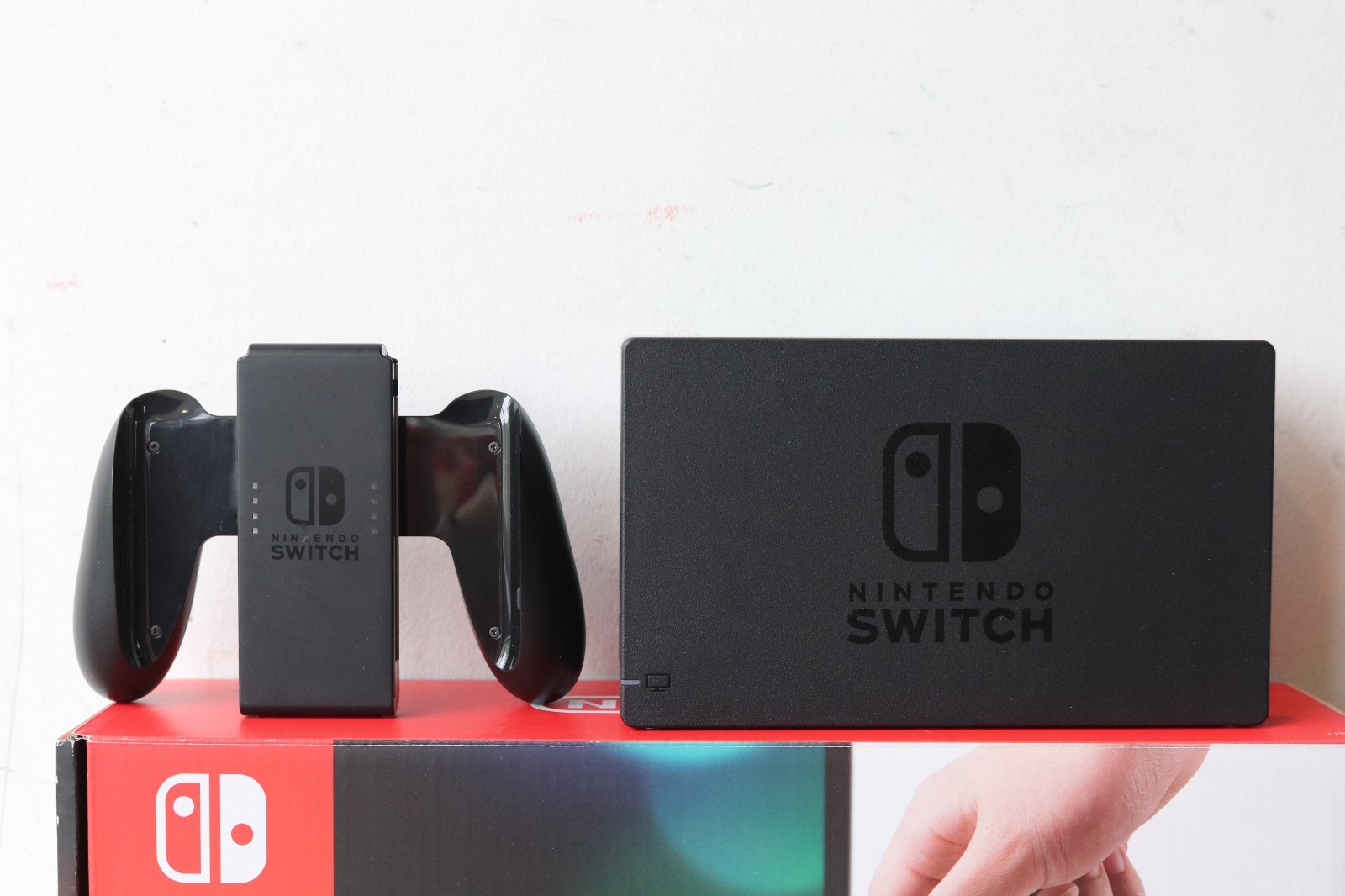Nintendo Switch 32GB Handheld Console – Neon Red