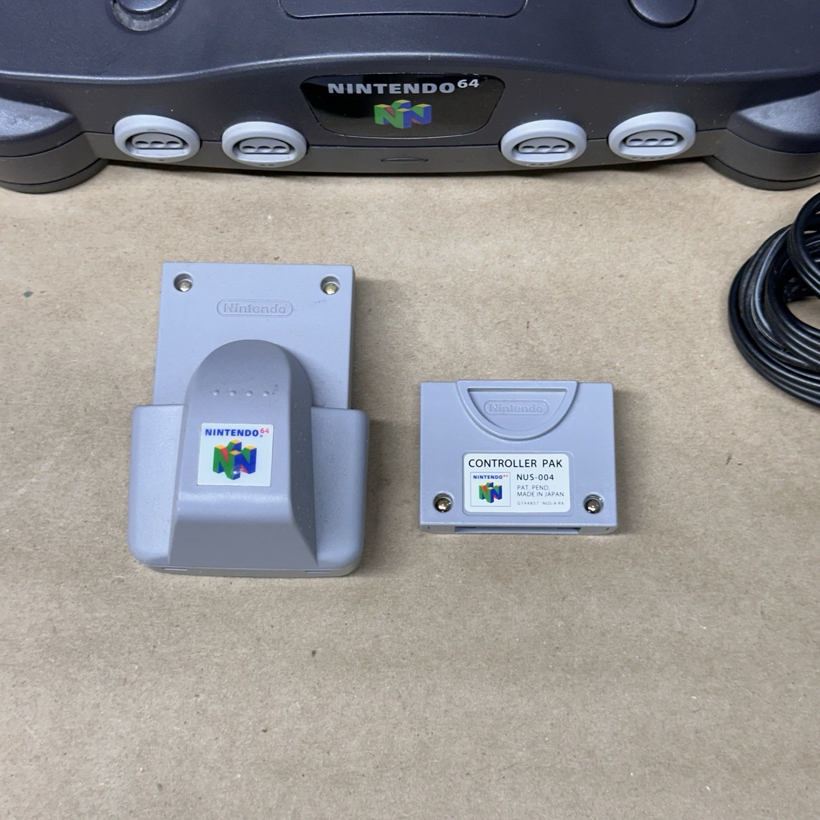 N64 Nintendo 64 Console Bundle 2 Controllers Rumble Controller Pak NUS-001