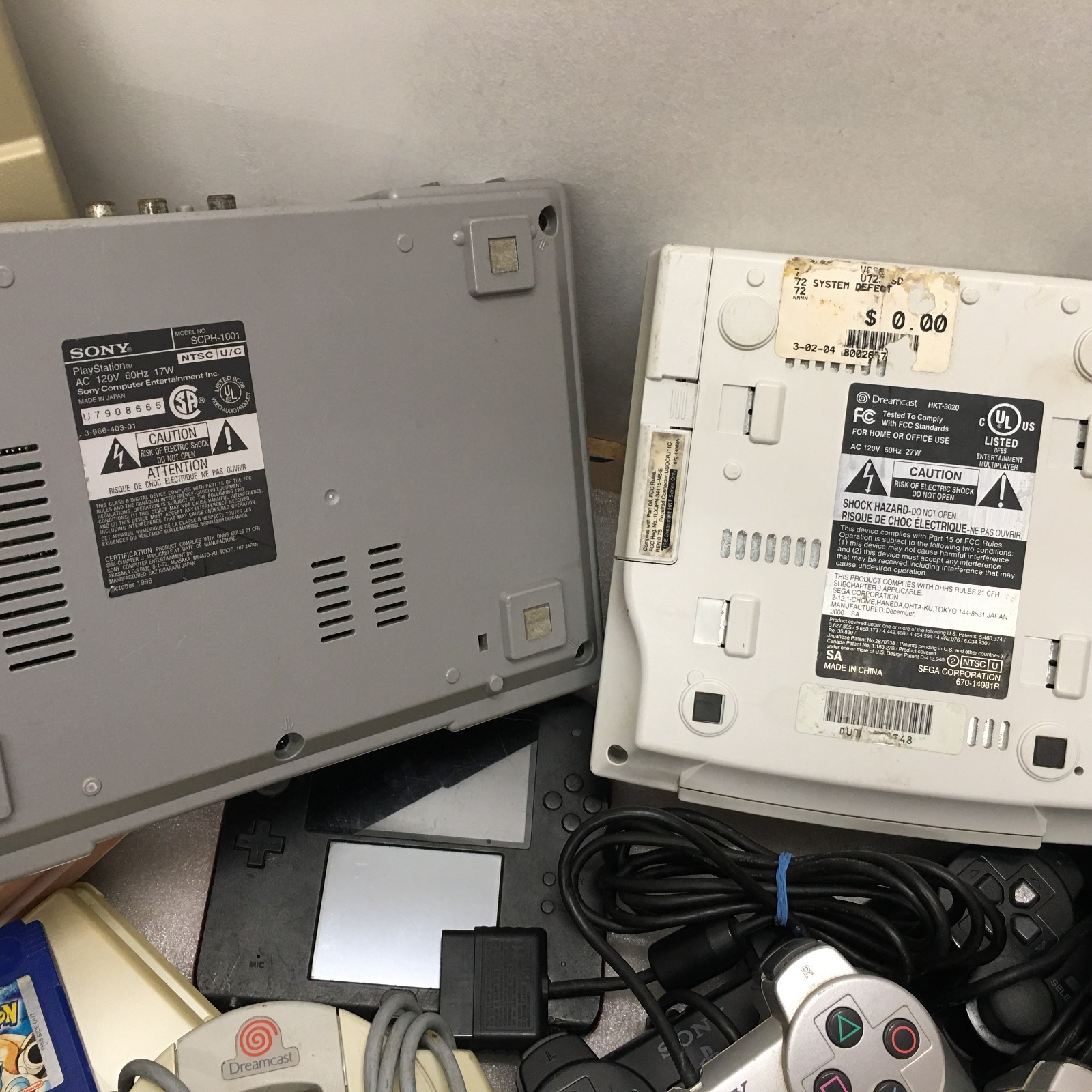 Lot of Video Game systems + Controllers FOR PARTS (PS1, Gamecube, GameGear, MORE