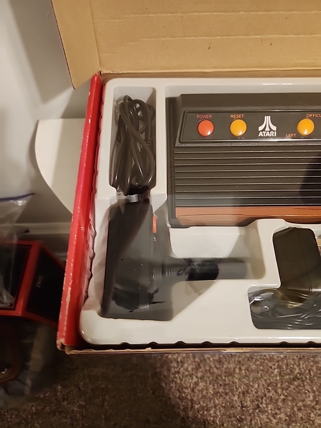 VTG Atari 2600 Flashback 2 Classic Game Console – Preloaded 40 Games – NEW 2005
