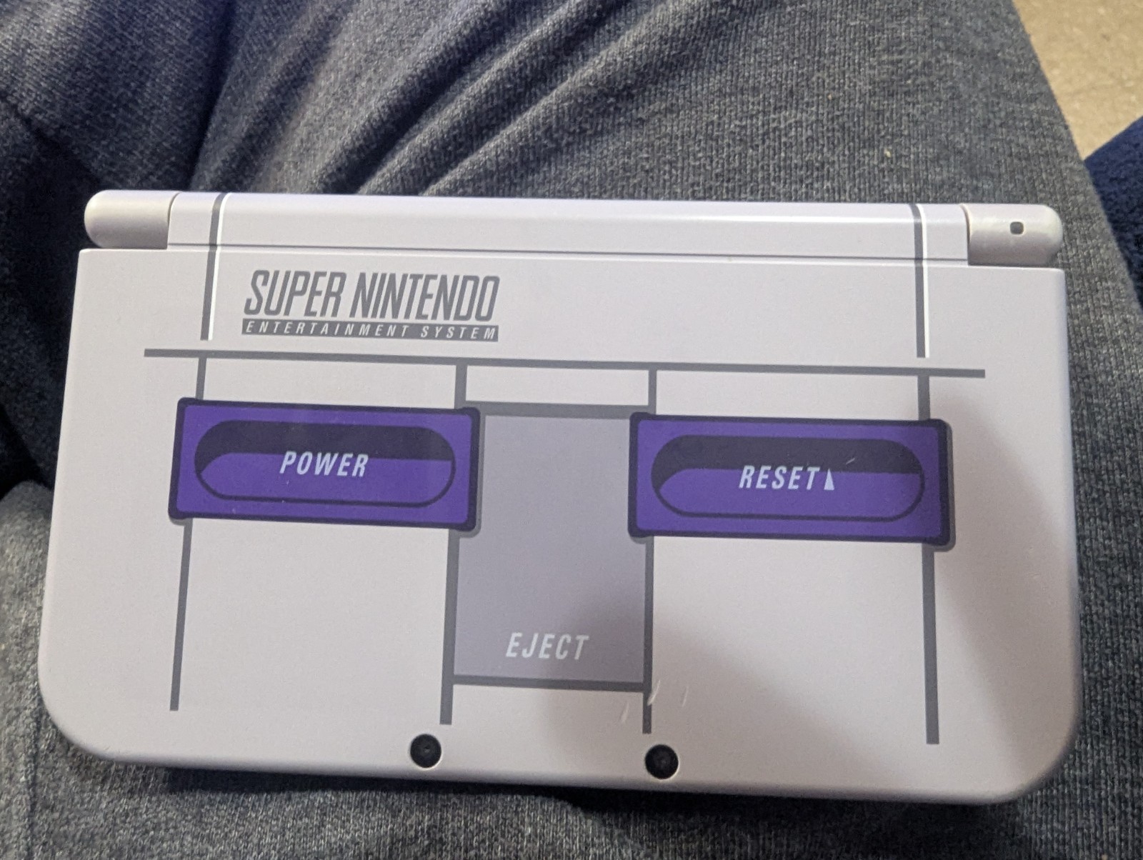 Nintendo New 3DS XL SNES Edition Gray Purple (parts/repairs only)