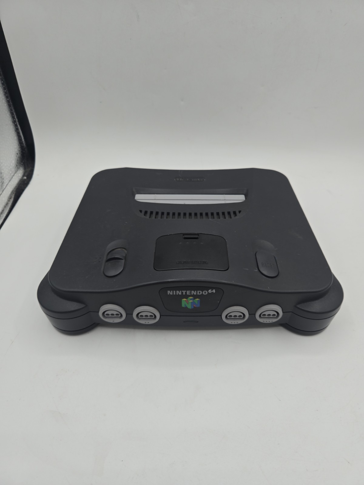 Nintendo 64 N64 System Console Bundle Controllers Cords & Jumper Pack Games Wow