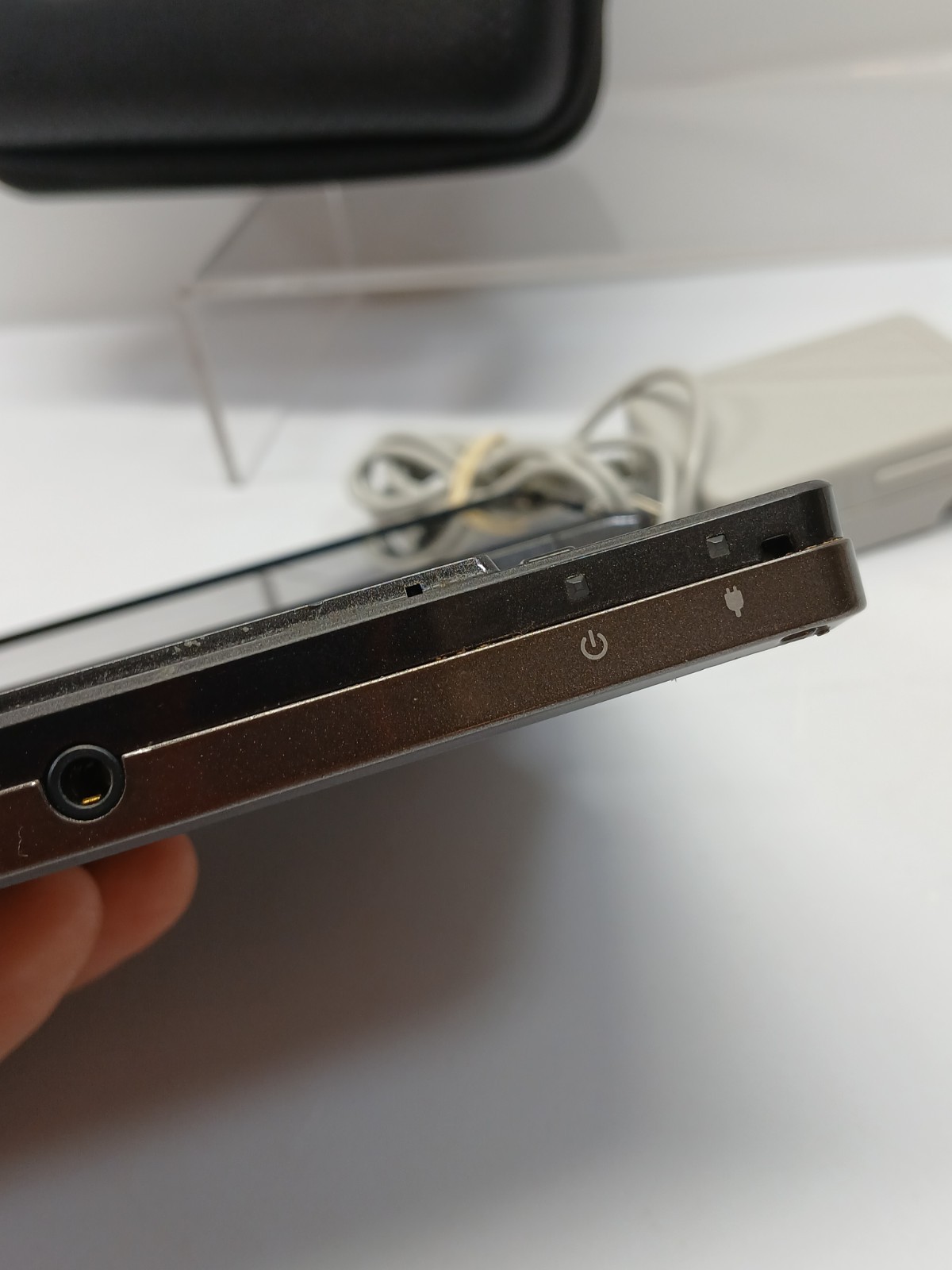 NINTENDO 3DS COSMO BLACK CTR-001: TESTED / WORKING With Case And Charger