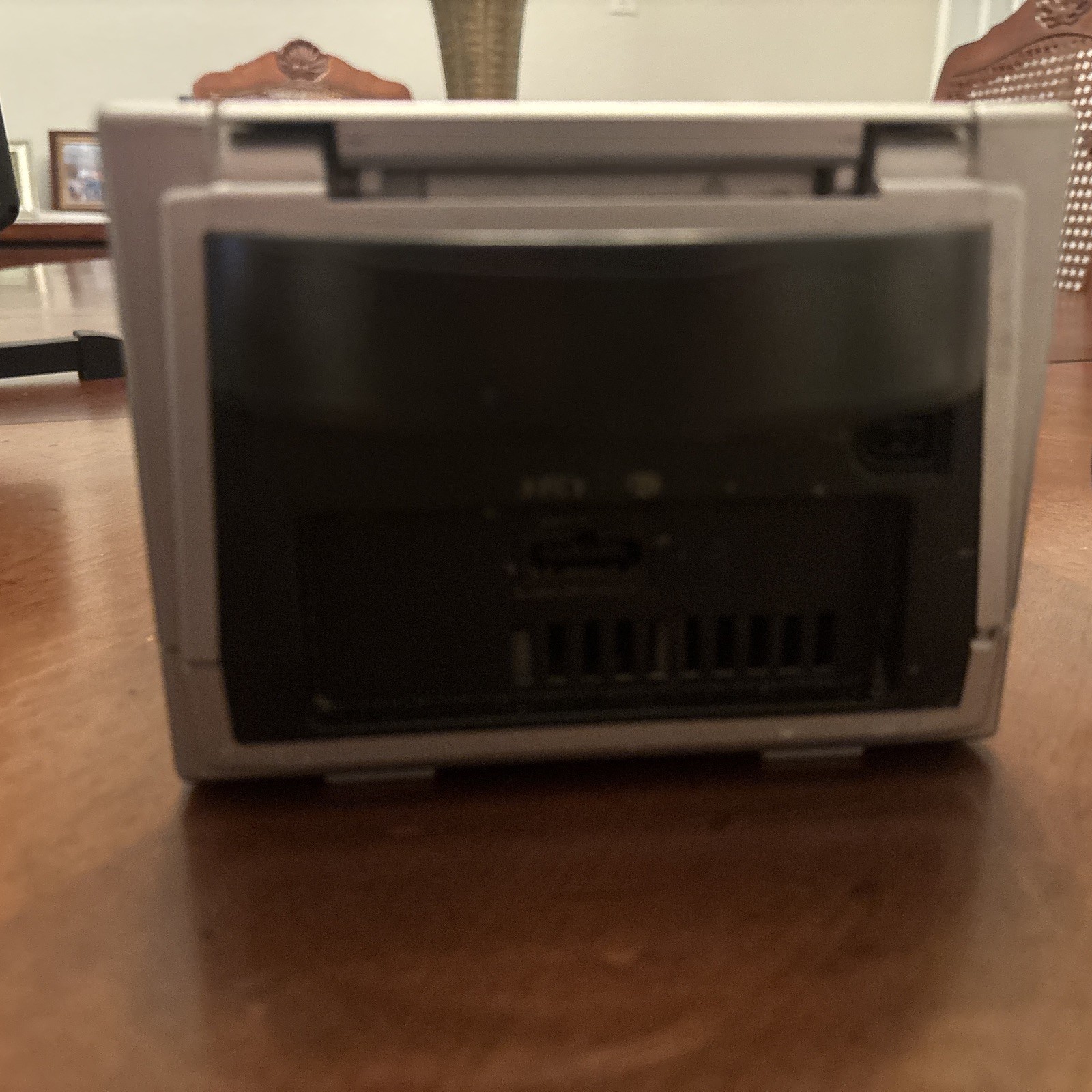 Nintendo GameCube Console DOL-001 Silver **FOR PARTS/REPAIR DOESNT READ DISCS**