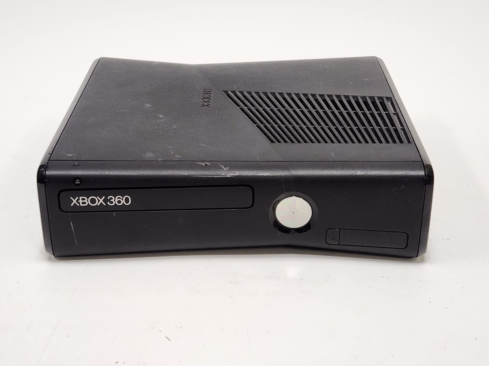 Microsoft Xbox 360 S 1439 4GB Console – Tested and Working – NO ADAPTER