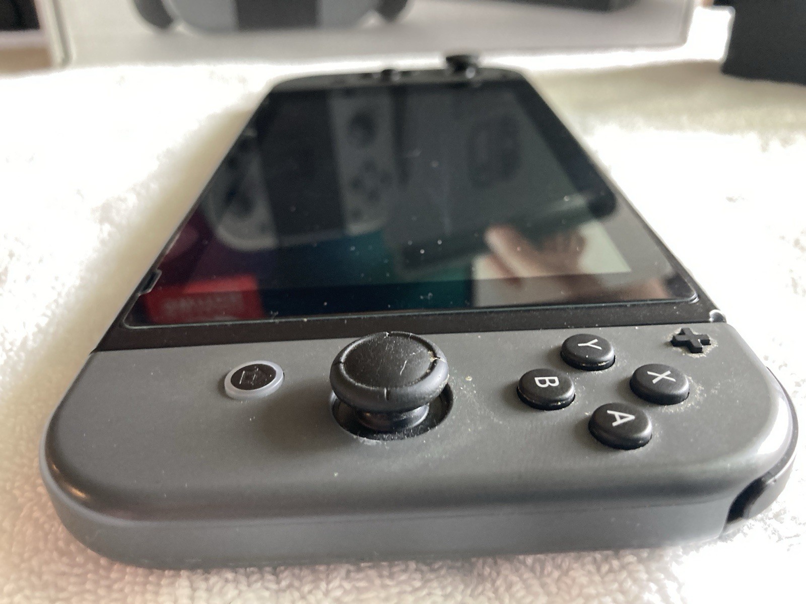Nintendo Switch -HAC-001- Unpatched + 120 GB SD Card, Dock, Power, Box, 3 Joycon