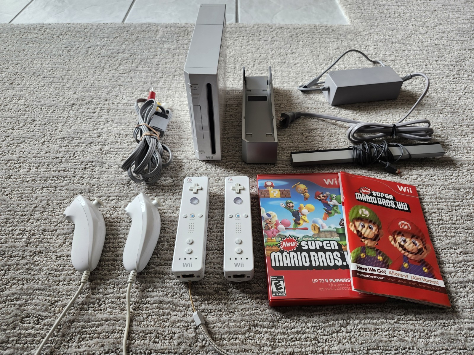 Nintendo Wii Console Bundle ~ YOU Pick ~ Wii Sports, Mario Bros. ~ Ships TODAY!