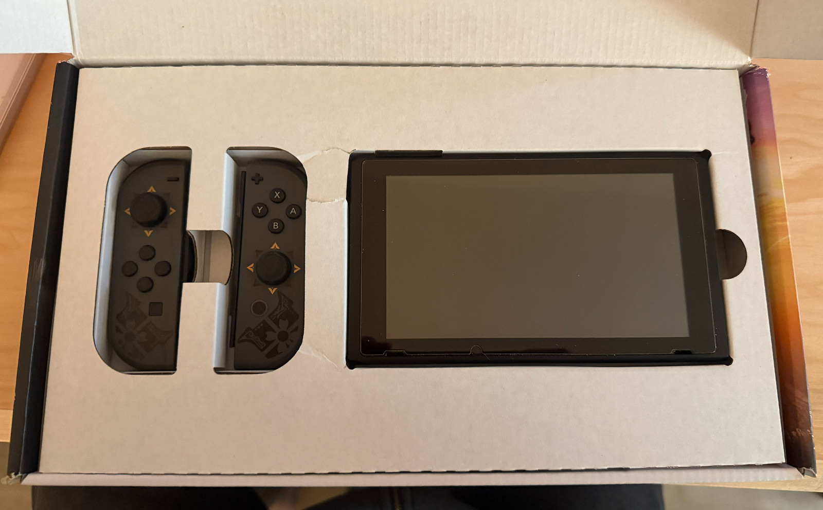 Nintendo Switch Monster Hunter Rise Special Edition w Extras
