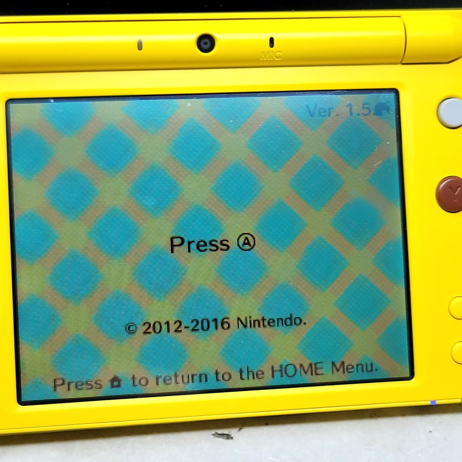 Nintendo 2DS XL Pikachu Edition Console W/ Charger & Stylus Tested Working