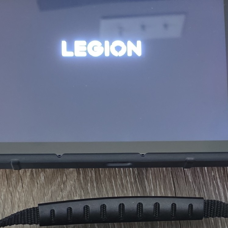 Lenovo Legion Go Handheld Gaming PC Windows 512GB 2560×1600 Wi-Fi USB-C Black