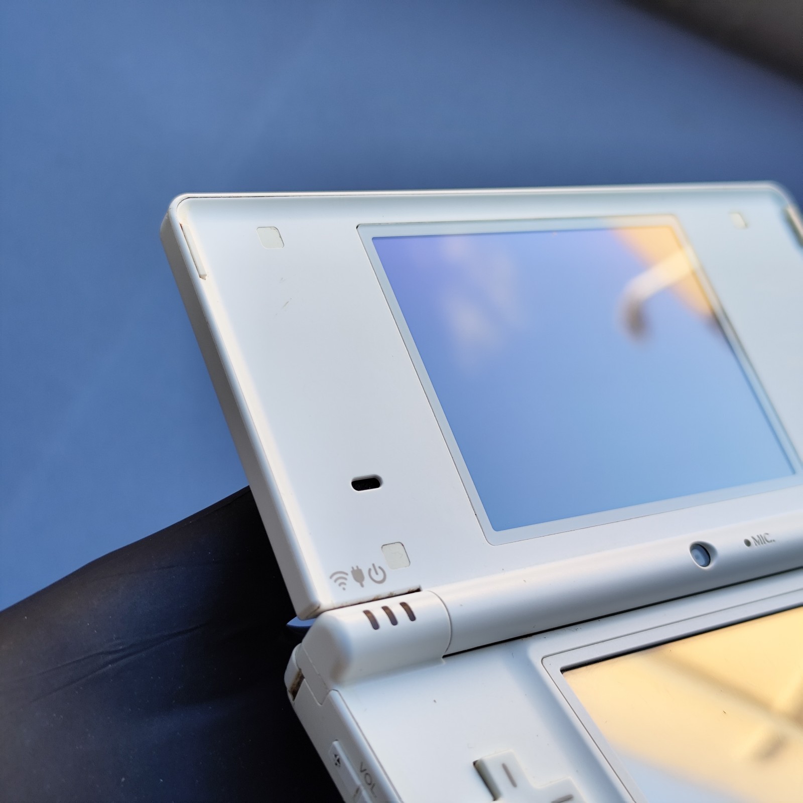 Nintendo DSI White White Console – Mint Screens – Great Condition