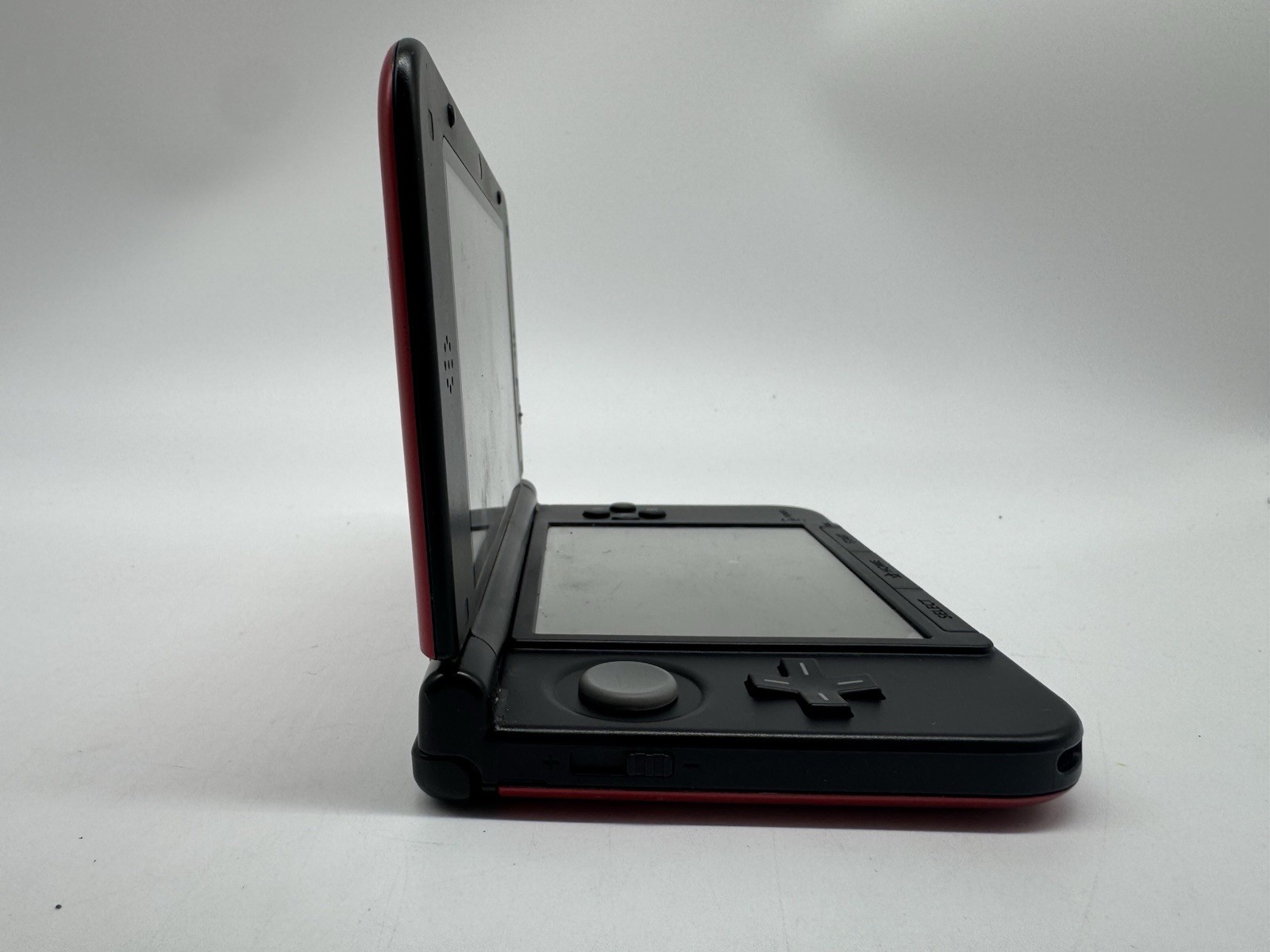 Nintendo 3DS XL Red/Black Handheld System SPR-001 Wi-Fi NTSC-U/C (US/CA) Tested