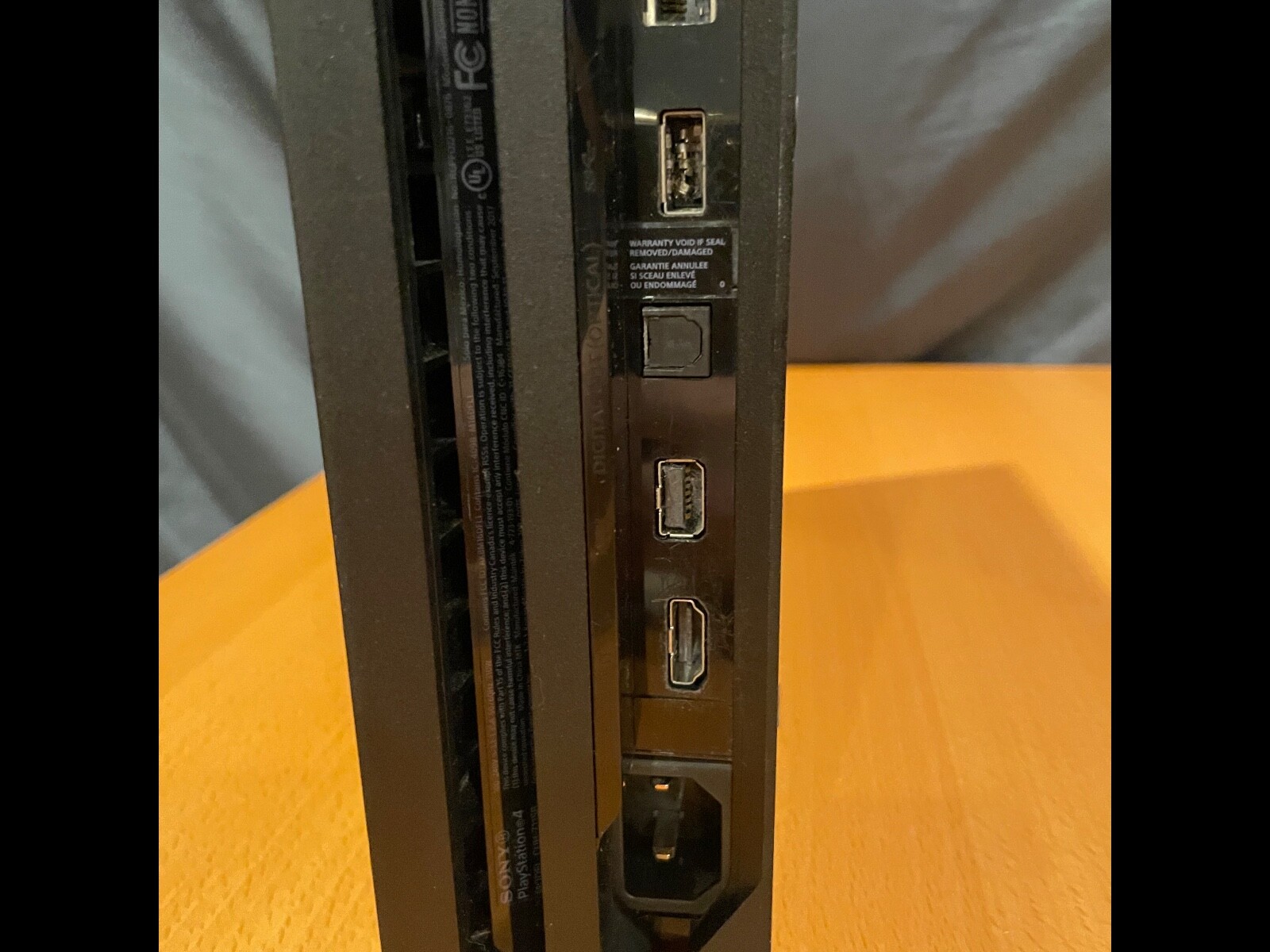 Sony PlayStation4 Pro 1TB, NO CONTROLLER, W/HDMI/POWER cables – CUH7115B