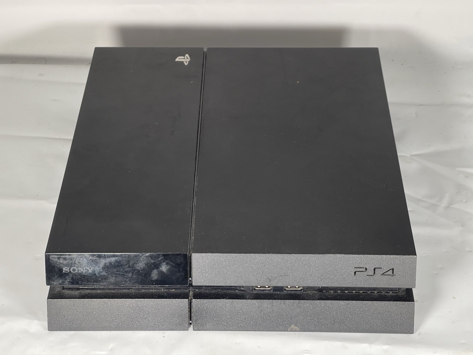 Sony Playstation 4 500GB PS4 Console With 2 Controllers Games