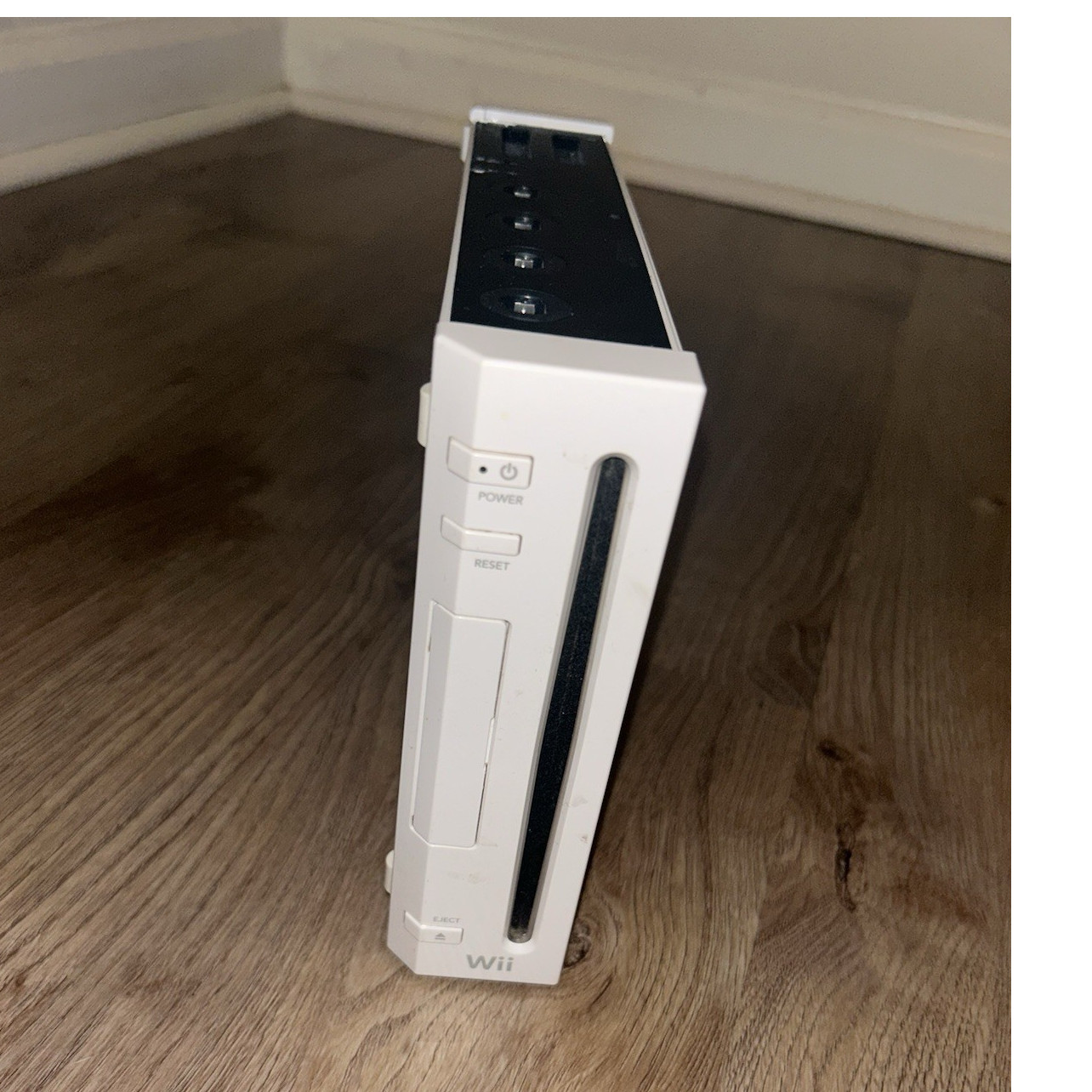 Nintendo Wii RVL-001 Console White NTSC-U/C 512MB 480p Wi-Fi Composite RCA