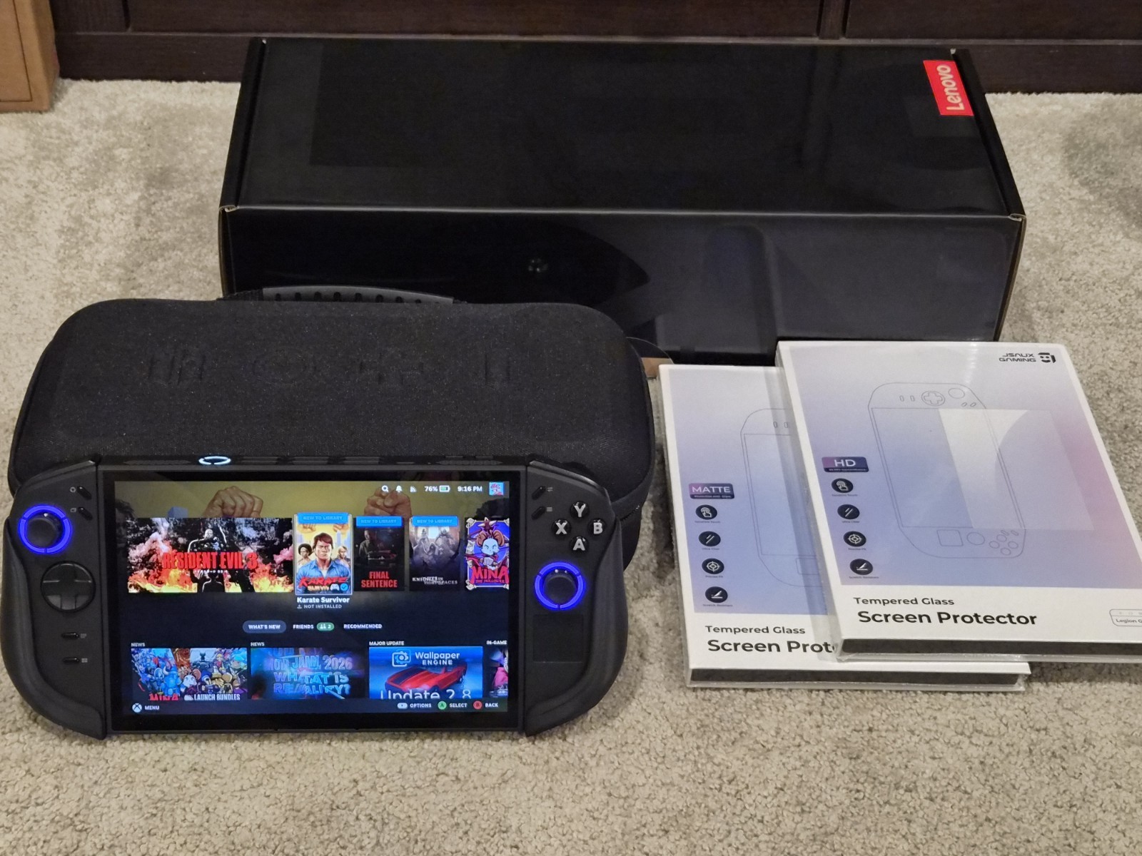 Lenovo Legion Go 2 AMD Ryzen Z2 Extreme 32GB 2TB 8.8 OLED W BAZZITE OS INSTALLED