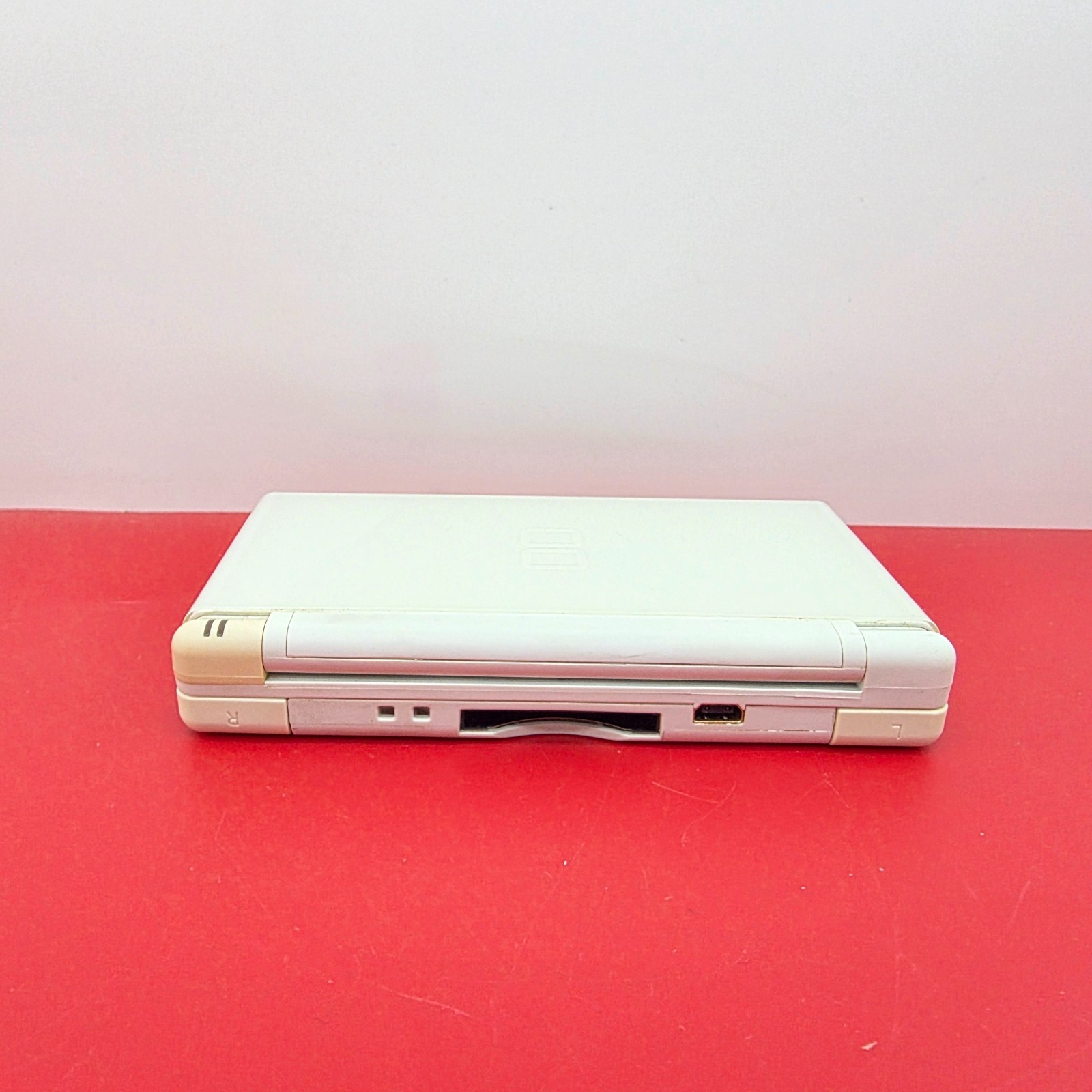 Nintendo DS Lite Handheld Console – White – COMPLETE