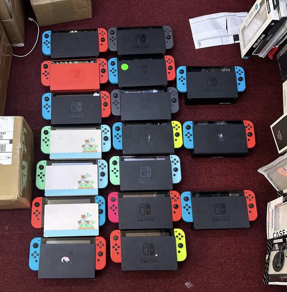 Nintendo Switch Console with Joy-Cons And Dock Only – Used (No Box)
