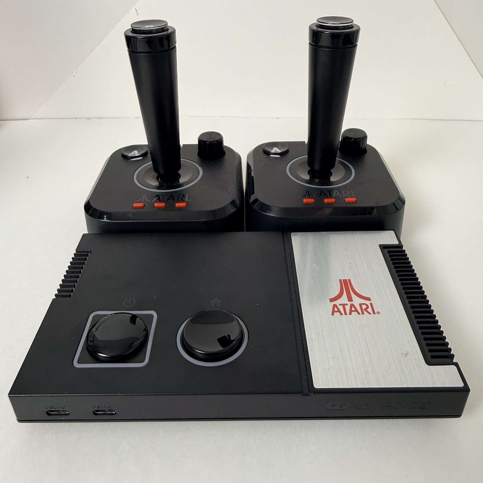 Atari My Arcade Gamestation Pro DGUNL_7012 Gaming Console & 2 Controllers Works