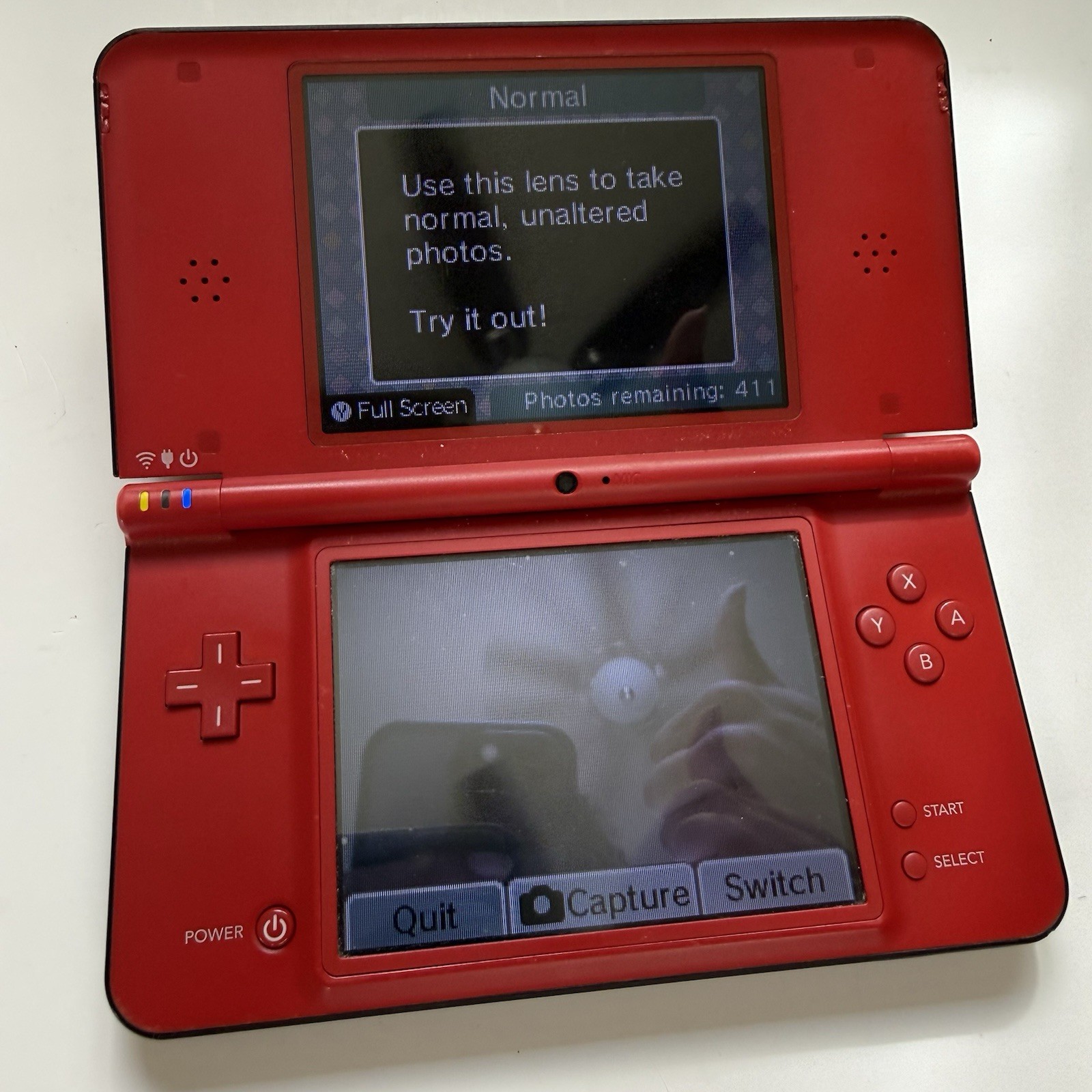 Nintendo DSi XL Super Mario Bros 25th Anniversary Edition Red
