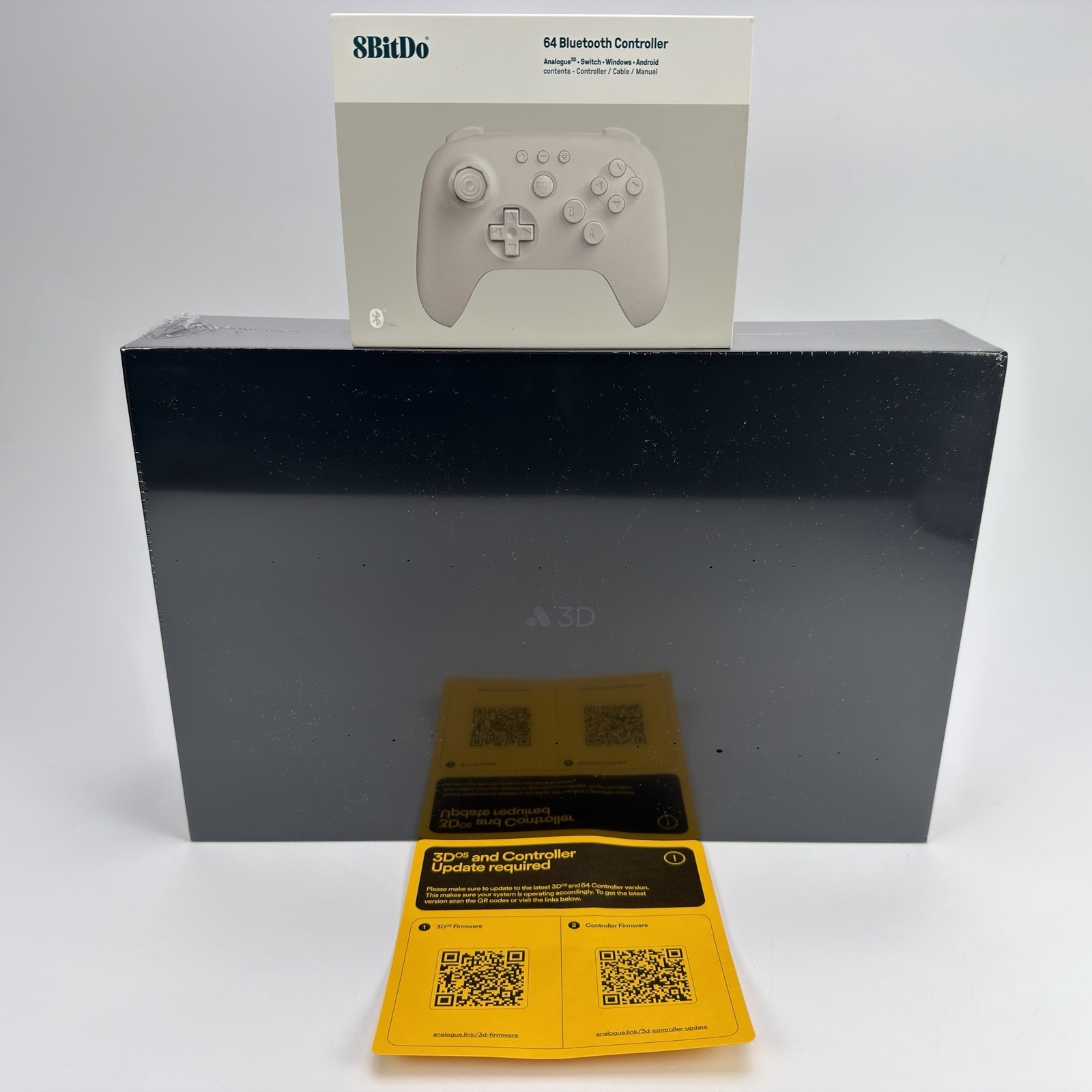 Analogue 3D Black Console Nintendo 64 N64 + White 8BitDo Bluetooth Controller