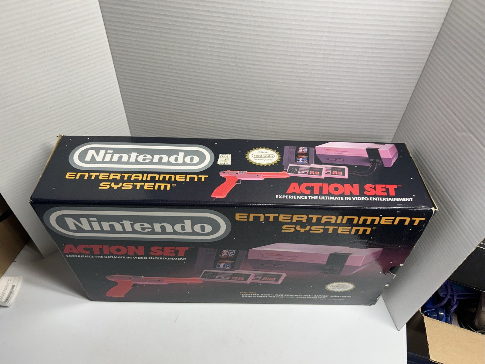Nintendo NES Action Set Console Complete in box Box Is In Great Shape Tested