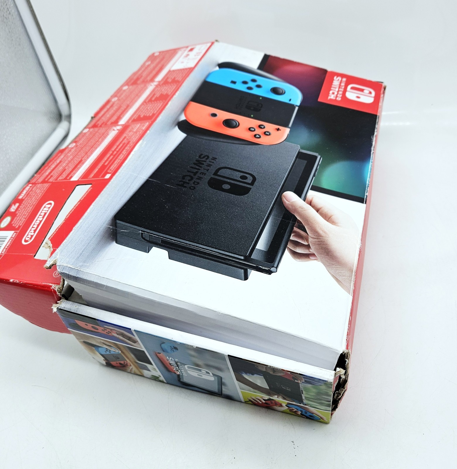 V1 Nintendo Switch Launch Day One Console 150k Serial # Extras in Box