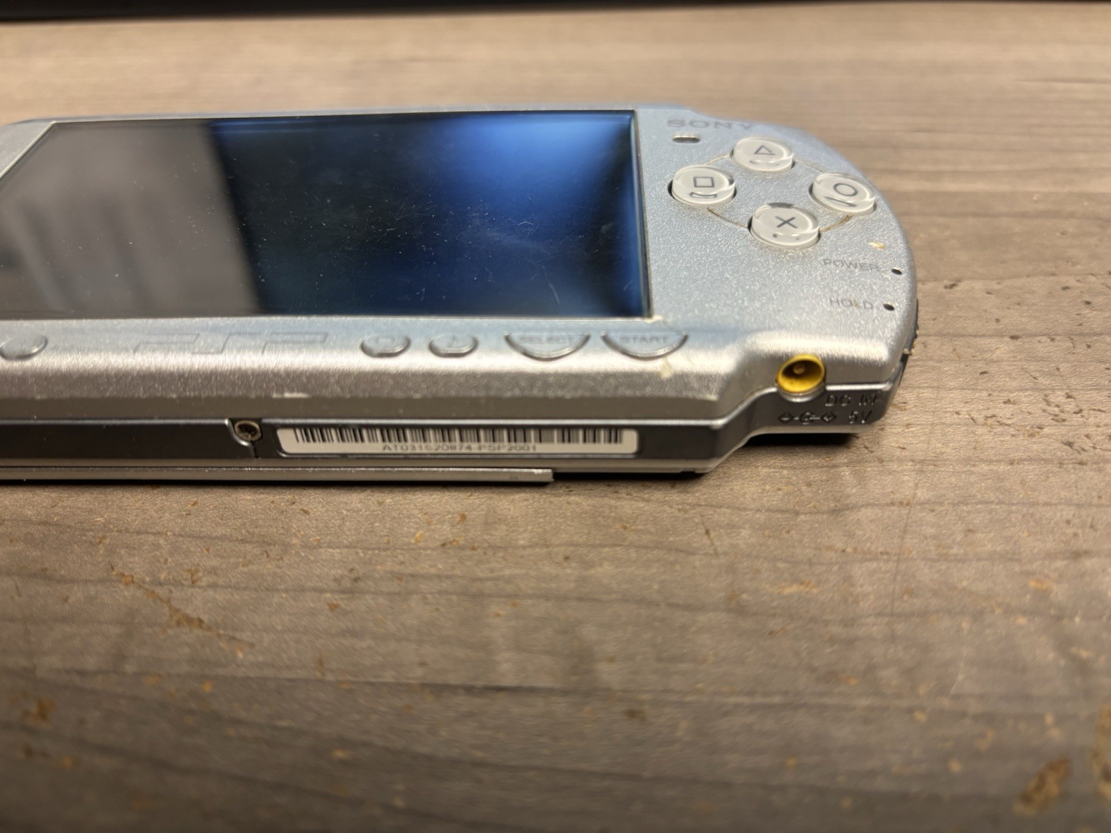 Sony PSP-2001 Silver Console no battery