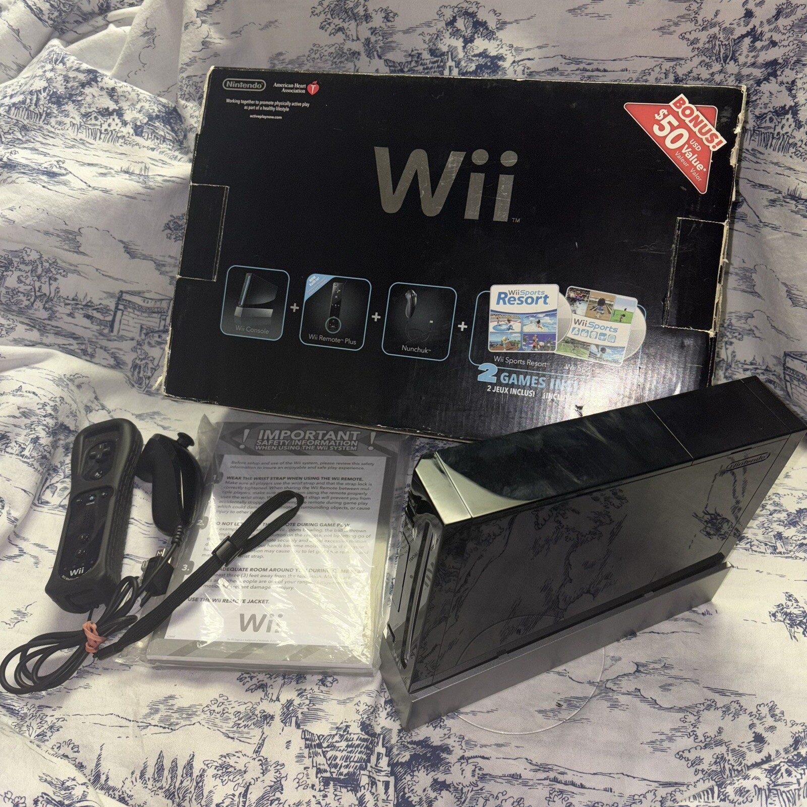 Nintendo Wii Black With Black Original Box & Inserts – No Games – Tested
