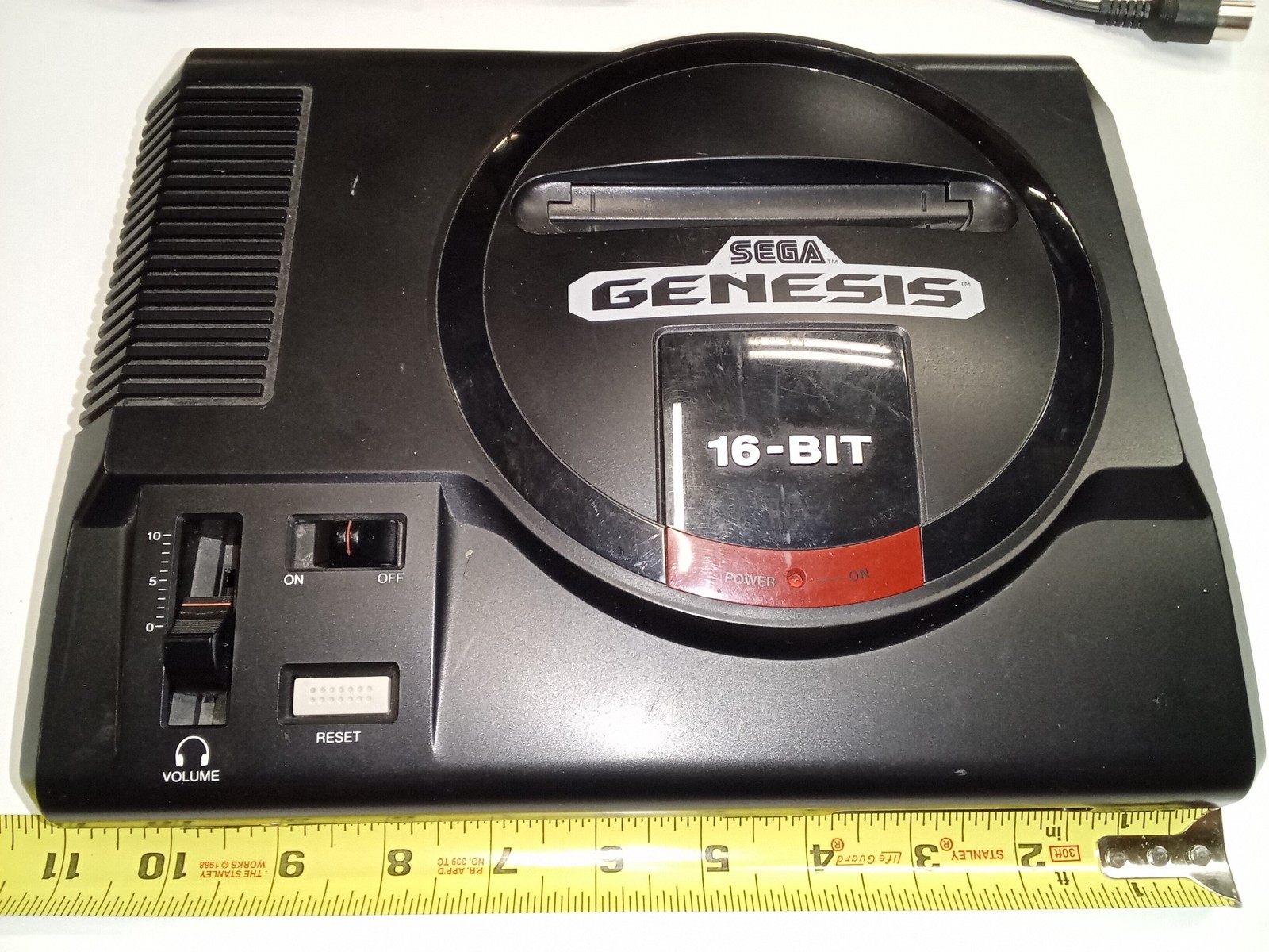 Sega Genesis Model 1 Console MK-1601 & Controller Bundle – UNTESTED As-Is