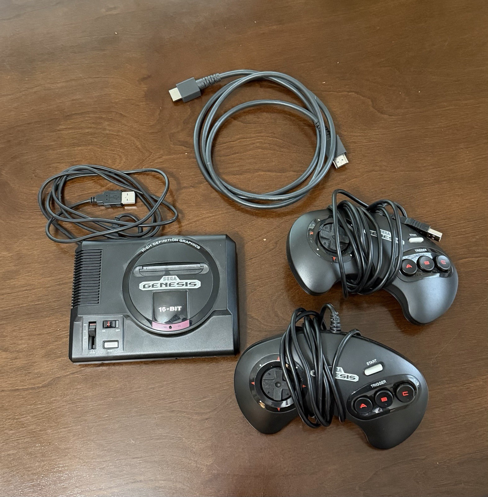 Sega Genesis Mini Classic Console 16 Bit MK-16000 W/ 2 Controllers/ HDMI