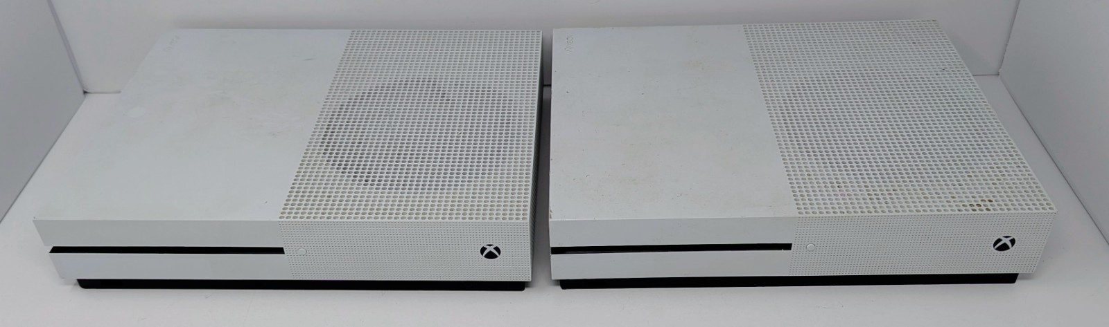 Two Xbox One S White Consoles X2 – Both Power On – For Parts Or Repair