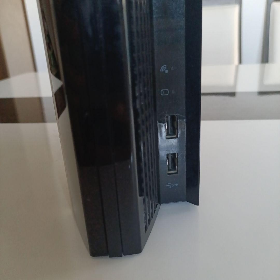 PlayStation 3 console, black, model CECHL00, junk item.