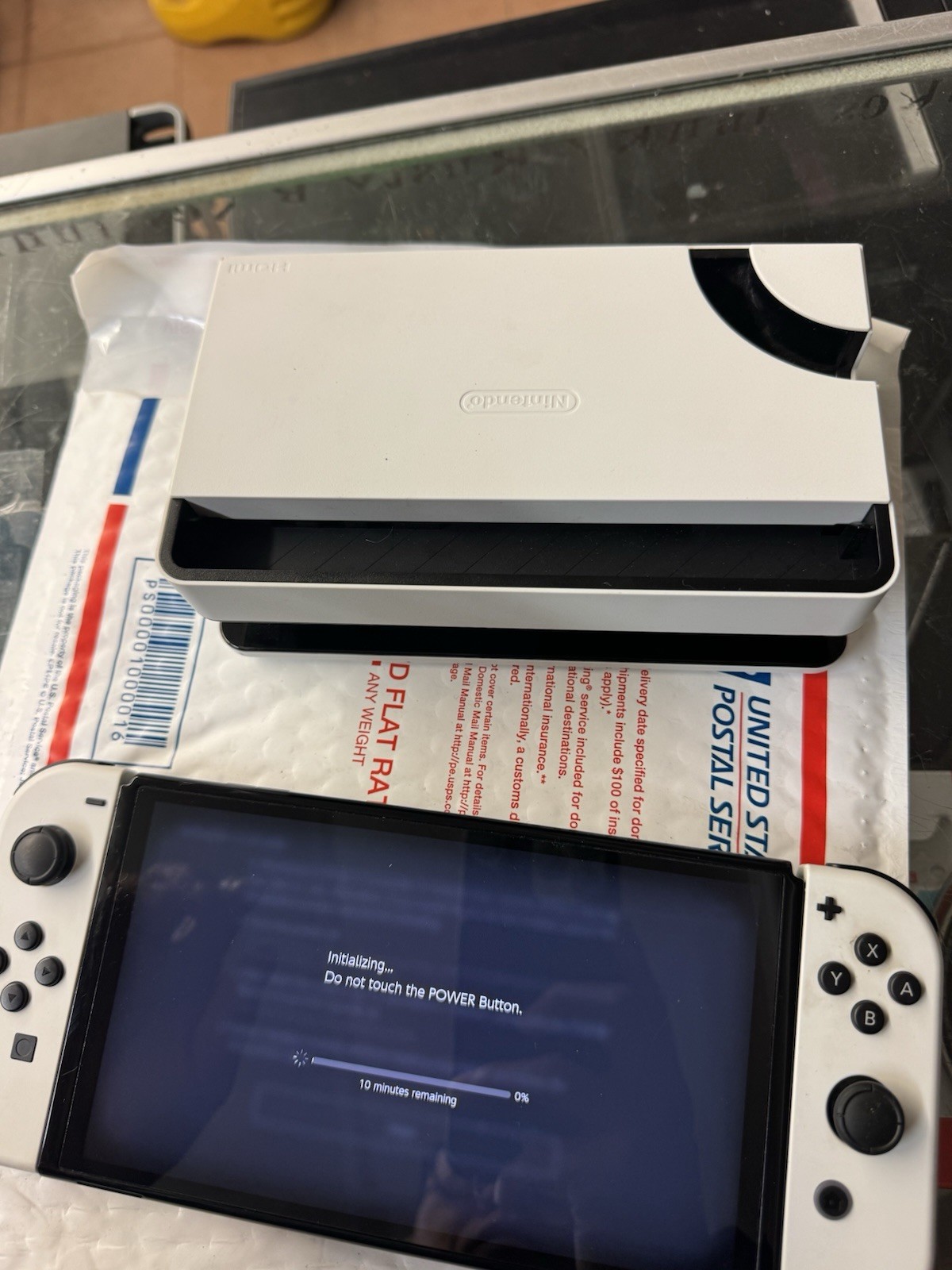 Nintendo Switch OLED HEG-001 White Console CIB Dock Joy-Con No Charger