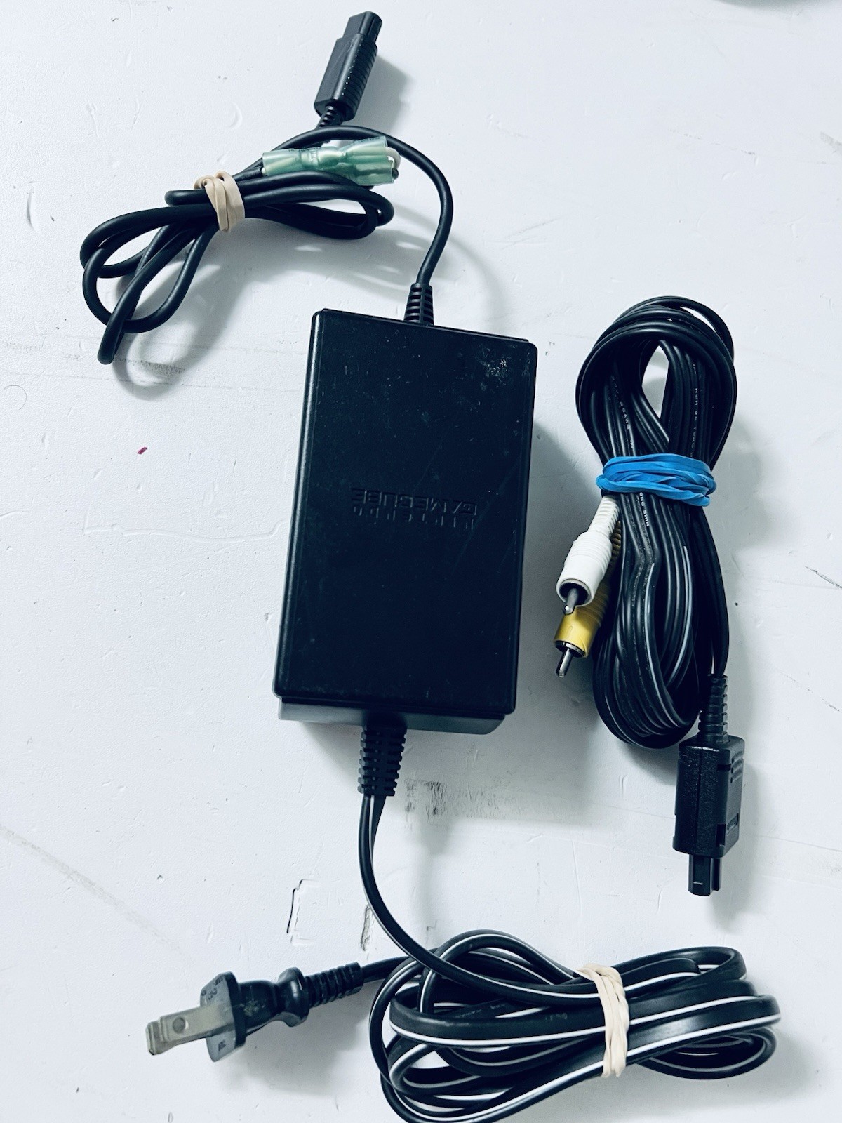 Nintendo GameCube DOL-001 Console Bundle Black Zelda Master Quest SoulCalibur II