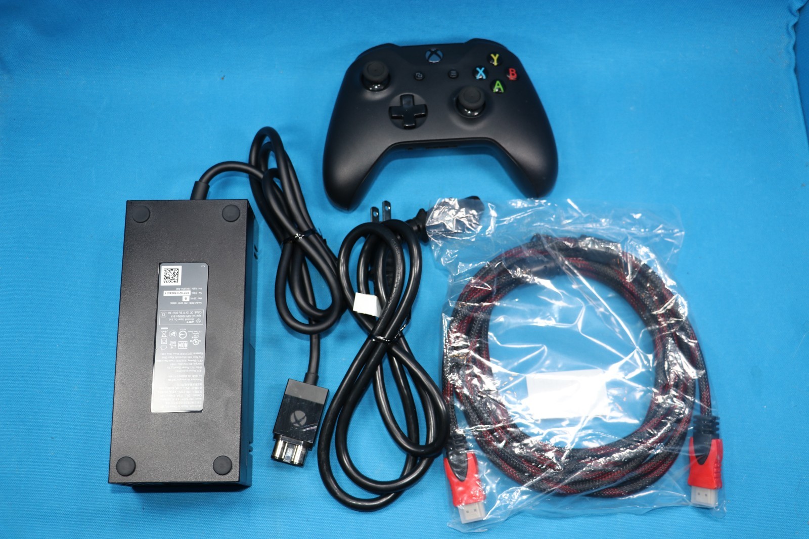 Microsoft Xbox One 1TB 1540 Console Only – Black -ITEM PICTURED 1 YEAR WARRANTY